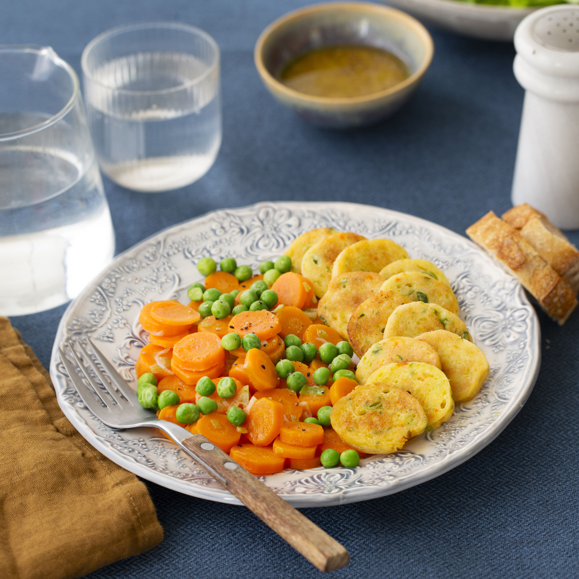 s-jardiniere-de-legumes-nouveaux-et-souffles-petits-legumes-poeles