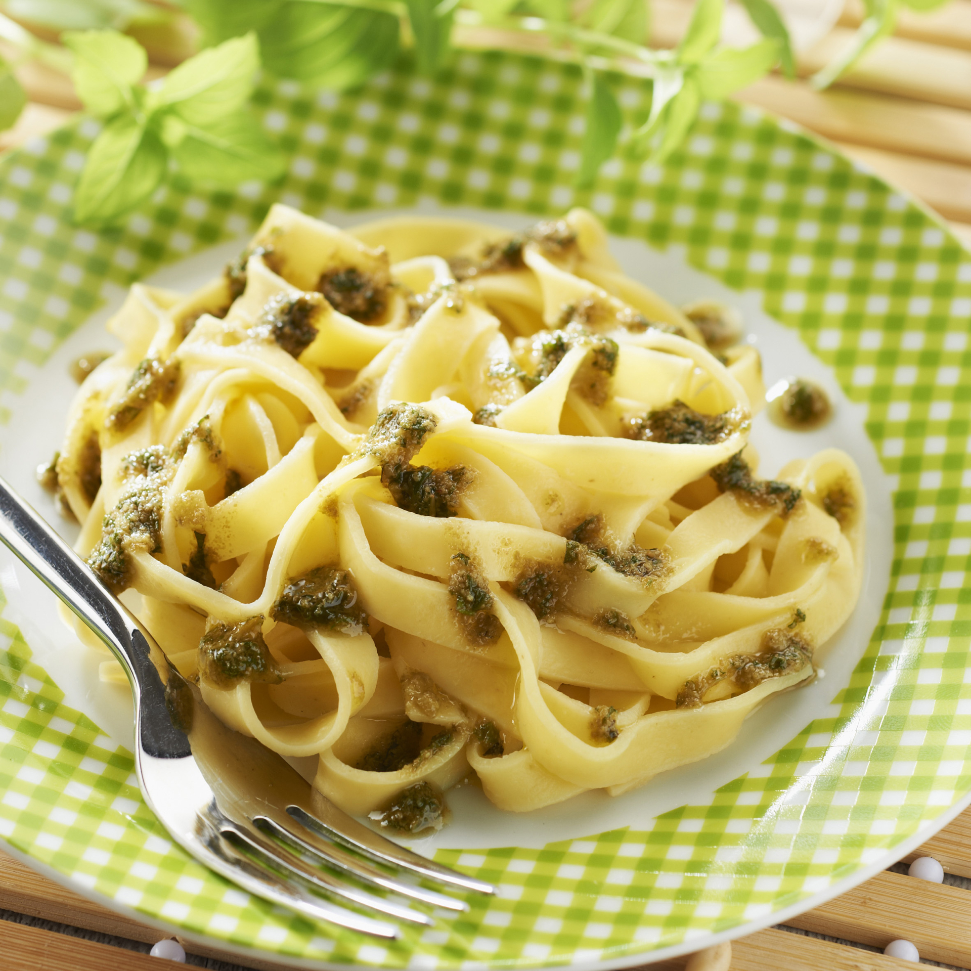 tag-tagliatelles-au-pesto-copie