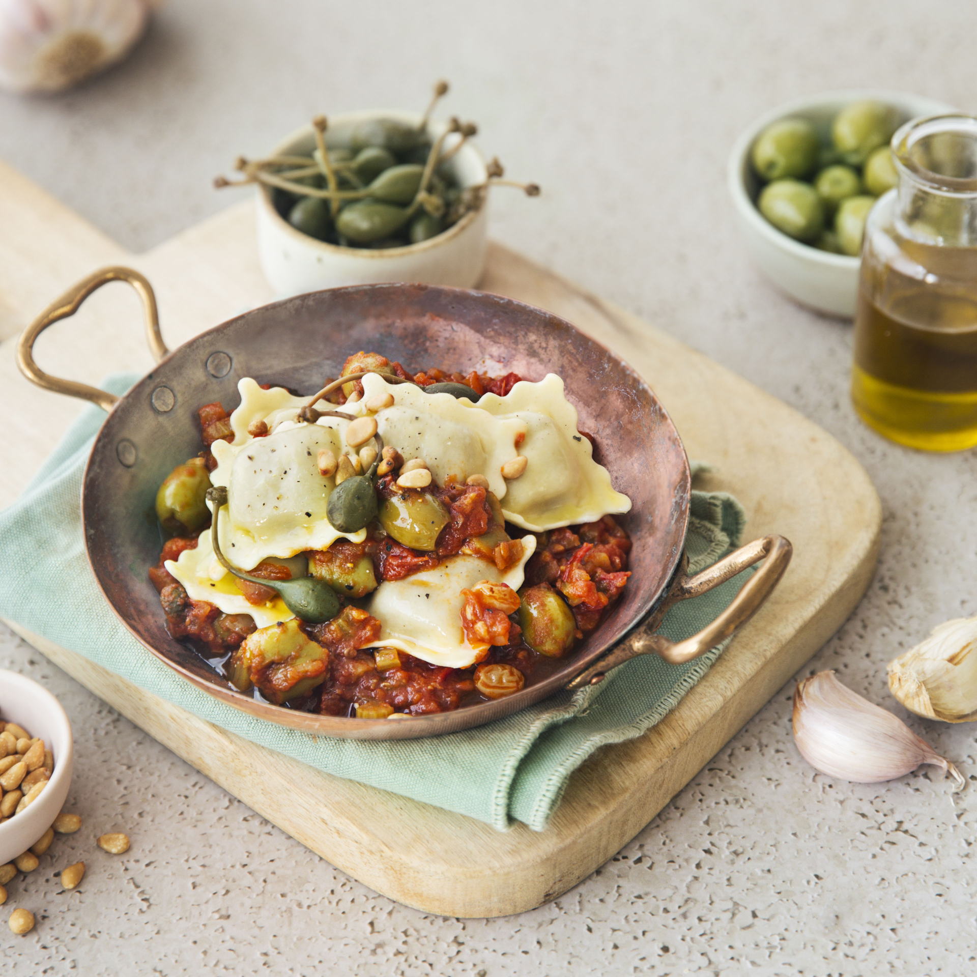 rvi-ravioli-aubergines-cuisinees-huile-dolive-facon-caponata
