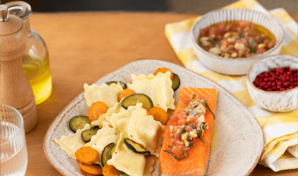 pates-fraiches-tomates-confites-romarin-truite-confite-sauce-vierge-et-legumes-grilles